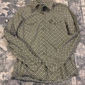 Cinch Women’s Snap-Down Shirt in Olive Green Geometric Print